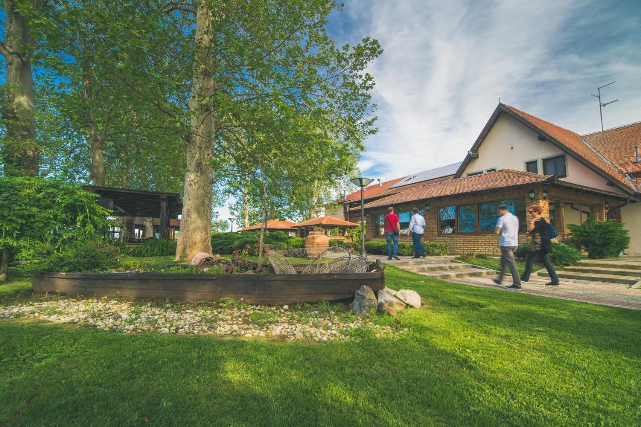 Hotel Dunav Ilok Eksteriør bilde